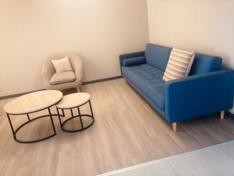 Muebles con estilo clásico y moderno en espacios en Kalapa Bogotá